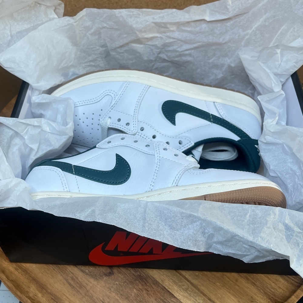 Nike
Jordan 1 OG low
Brand new - Picture 11 of 15